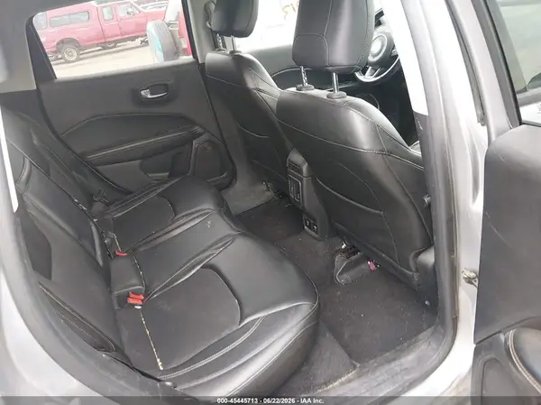 3C4NJDBB2JT142279 2018 JEEP COMPASS - Image 8