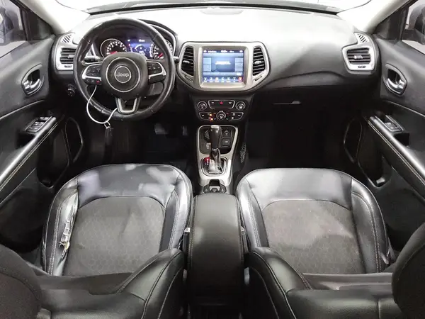 3C4NJDBB2JT143769 2018 JEEP COMPASS - Image 8