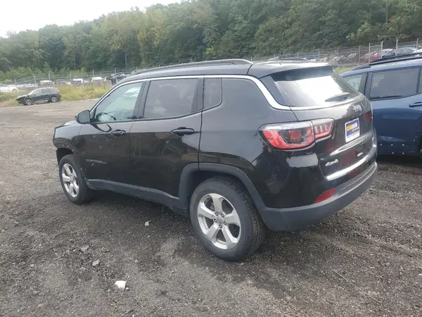 3C4NJDBB2JT150186 2018 JEEP COMPASS - Image 2
