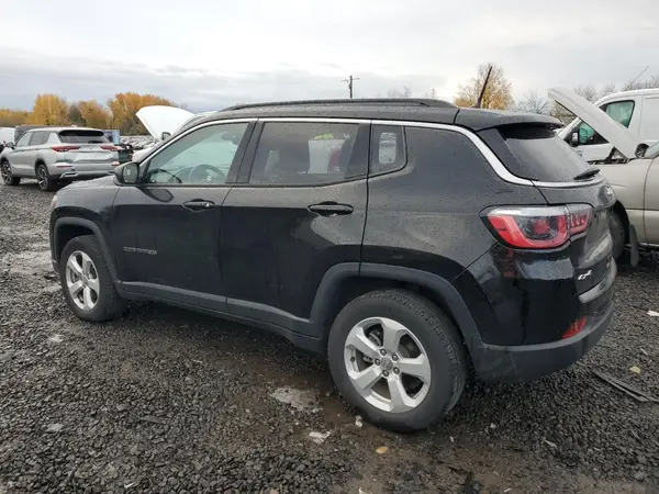 3C4NJDBB2JT150611 2018 JEEP COMPASS - Image 2