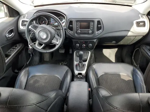 3C4NJDBB2JT154433 2018 JEEP COMPASS - Image 8