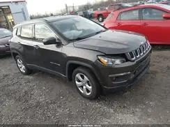 3C4NJDBB2JT154609 2018 JEEP COMPASS