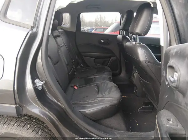 3C4NJDBB2JT154609 2018 JEEP COMPASS - Image 8