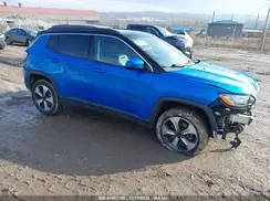 3C4NJDBB2JT175914 2018 JEEP COMPASS
