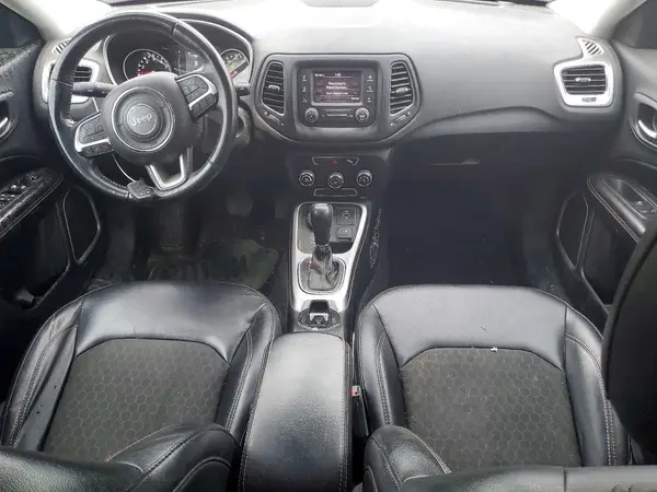 3C4NJDBB2JT178571 2018 JEEP COMPASS - Image 8