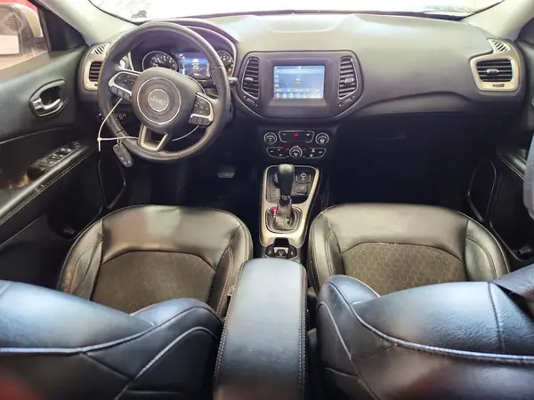 3C4NJDBB2JT185133 2018 JEEP COMPASS - Image 8