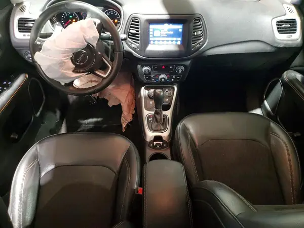 3C4NJDBB2JT191031 2018 JEEP COMPASS - Image 8