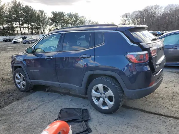 3C4NJDBB2JT191966 2018 JEEP COMPASS - Image 2