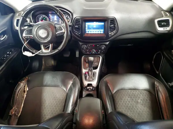 3C4NJDBB2JT202481 2018 JEEP COMPASS - Image 8