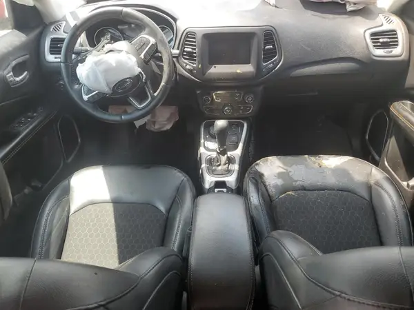 3C4NJDBB2JT202612 2018 JEEP COMPASS - Image 8