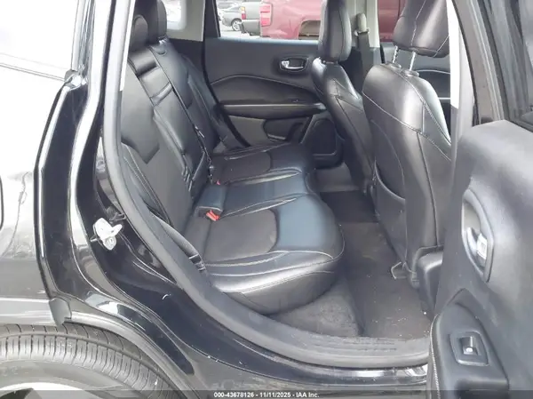 3C4NJDBB2JT222522 2018 JEEP COMPASS - Image 8