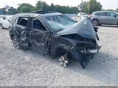 3C4NJDBB2JT222584 2018 JEEP COMPASS