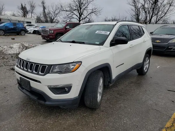 3C4NJDBB2JT238140 2018 JEEP COMPASS - Image 1