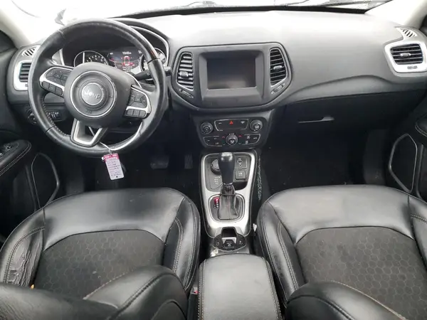 3C4NJDBB2JT238140 2018 JEEP COMPASS - Image 8