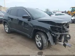 3C4NJDBB2JT246030 2018 JEEP COMPASS