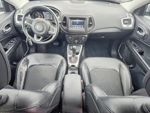 3C4NJDBB2JT282672 2018 JEEP COMPASS - Image 8