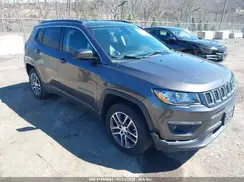 3C4NJDBB2JT284518 2018 JEEP COMPASS