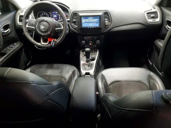 3C4NJDBB2JT290853 2018 JEEP COMPASS - Image 8