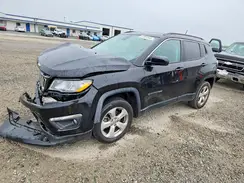 3C4NJDBB2JT300930 2018 JEEP COMPASS