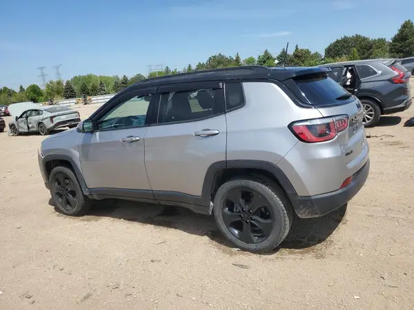 3C4NJDBB2JT313967 2018 JEEP COMPASS - Image 2