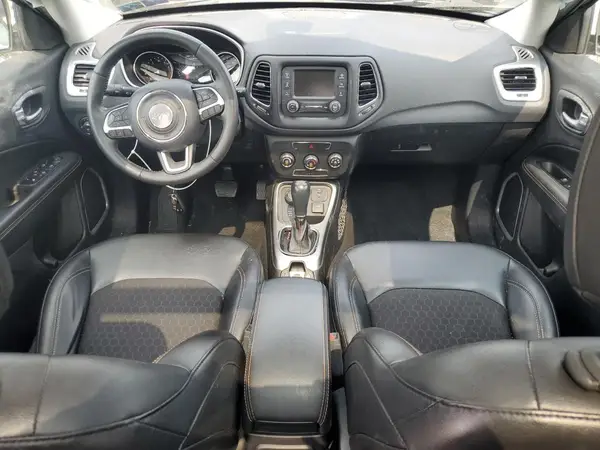 3C4NJDBB2JT314715 2018 JEEP COMPASS - Image 8