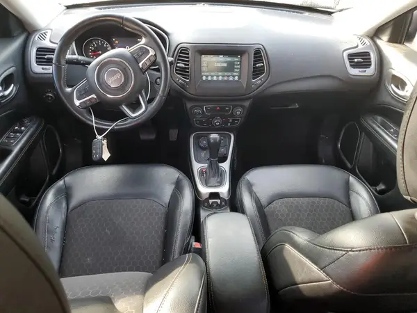 3C4NJDBB2JT315850 2018 JEEP COMPASS - Image 8