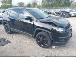 3C4NJDBB2JT320613 2018 JEEP COMPASS