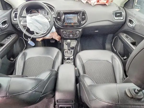 3C4NJDBB2JT325634 2018 JEEP COMPASS - Image 8