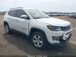 3C4NJDBB2JT331496 2018 JEEP COMPASS
