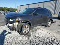 3C4NJDBB2JT332034 2018 JEEP COMPASS