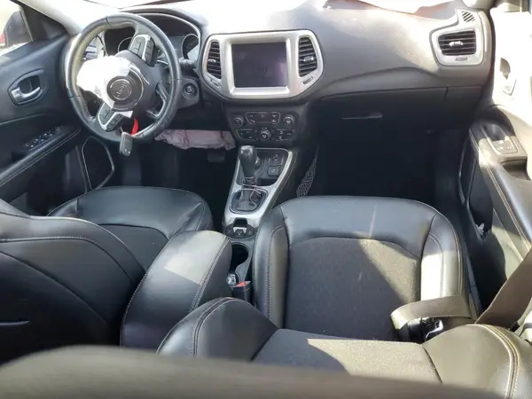 3C4NJDBB2JT332034 2018 JEEP COMPASS - Image 8