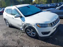 3C4NJDBB2JT336939 2018 JEEP COMPASS