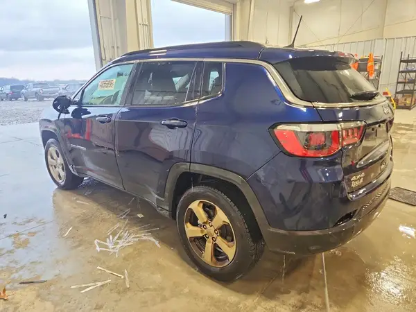 3C4NJDBB2JT342420 2018 JEEP COMPASS - Image 2