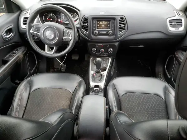 3C4NJDBB2JT345303 2018 JEEP COMPASS - Image 8