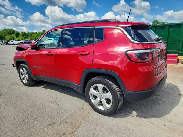 3C4NJDBB2JT349318 2018 JEEP COMPASS - Image 2