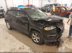 3C4NJDBB2JT373084 2018 JEEP COMPASS