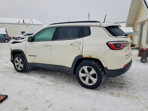 3C4NJDBB2JT373134 2018 JEEP COMPASS - Image 2