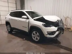 3C4NJDBB2JT373179 2018 JEEP COMPASS