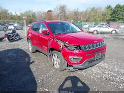 3C4NJDBB2JT373408 2018 JEEP COMPASS