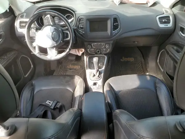 3C4NJDBB2JT373487 2018 JEEP COMPASS - Image 8