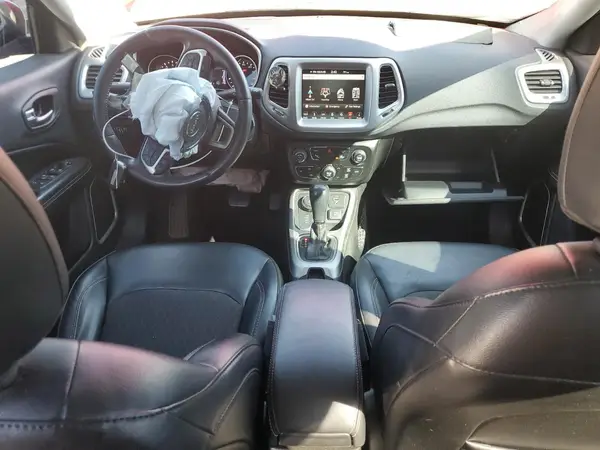 3C4NJDBB2JT392959 2018 JEEP COMPASS - Image 8