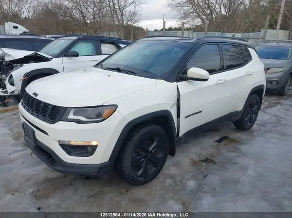 3C4NJDBB2JT394274 2018 JEEP COMPASS - Image 2