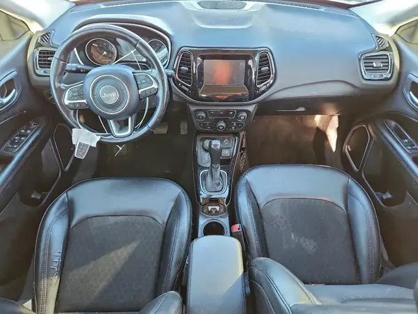 3C4NJDBB2JT394386 2018 JEEP COMPASS - Image 8