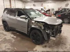 3C4NJDBB2JT395425 2018 JEEP COMPASS