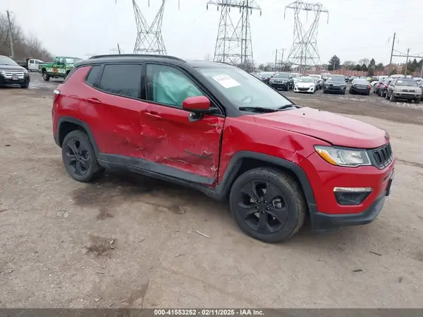 3C4NJDBB2JT399488 2018 JEEP COMPASS - Image 1