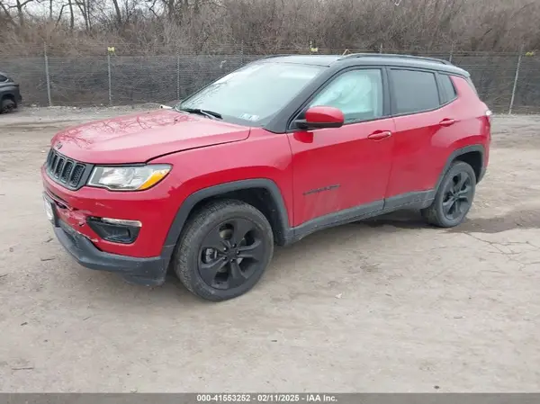 3C4NJDBB2JT399488 2018 JEEP COMPASS - Image 2