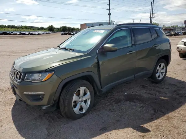 3C4NJDBB2JT418573 2018 JEEP COMPASS - Image 1