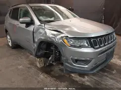 3C4NJDBB2JT423563 2018 JEEP COMPASS