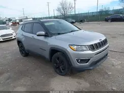 3C4NJDBB2JT433591 2018 JEEP COMPASS