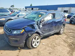 3C4NJDBB2JT433901 2018 JEEP COMPASS